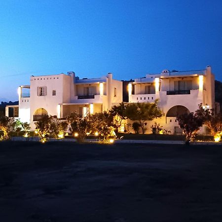 Sea Lilies Suites Pláka Exterior foto